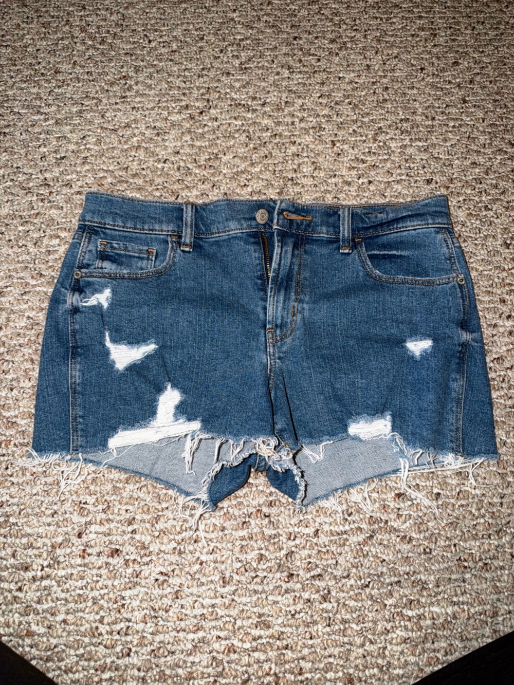 OLD NAVY BOYFRIEND JEAN SHORTS